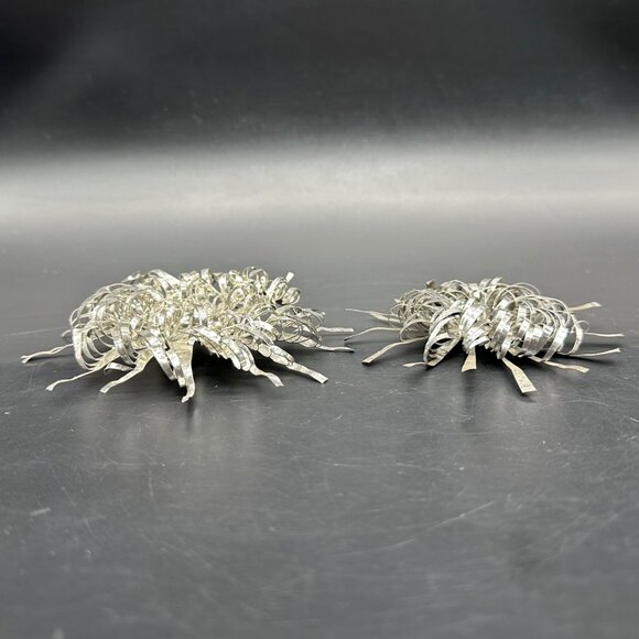 Vintage Atomic Starburst Christmas Ornaments Aluminum Handmade Set Of 2 Silver - Picture 3 of 8